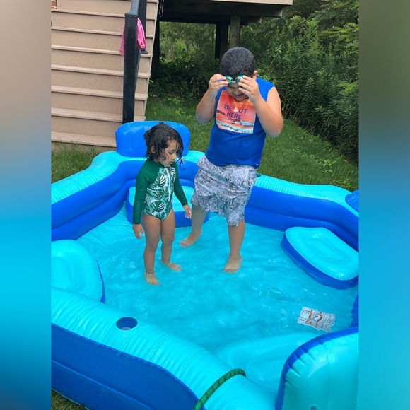 Hi, My name is Medha Jha aka @sweetmedhu.This is all about me and my family. - Picture 6 of 12